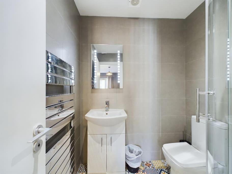 Donegall Sq Apt At City Gate, Belfast City Centre Ngoại thất bức ảnh